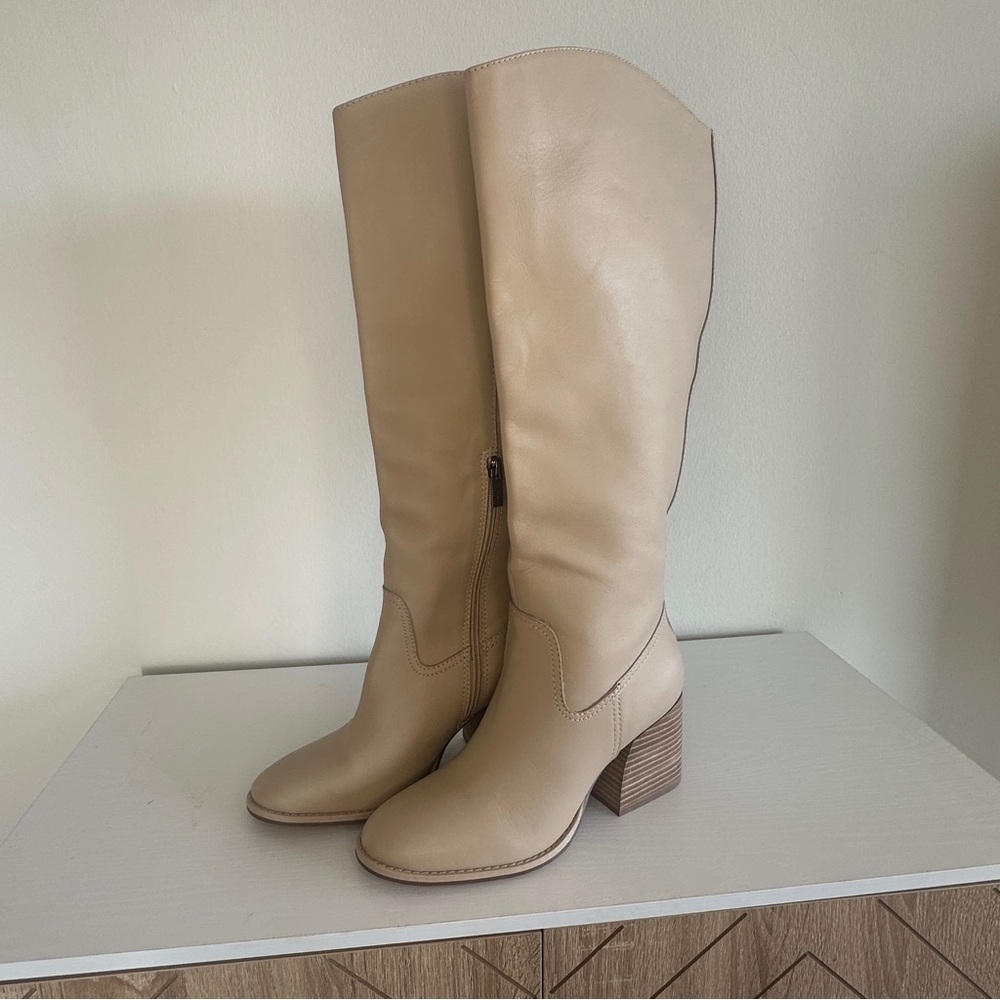Vince Camuto - Wide Calf Knee High Boots - Women’s Size 9 - Picture 2 of 14